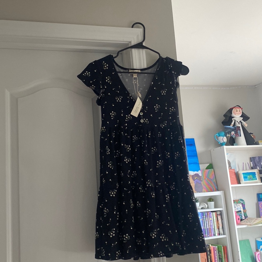 Black flowery dress